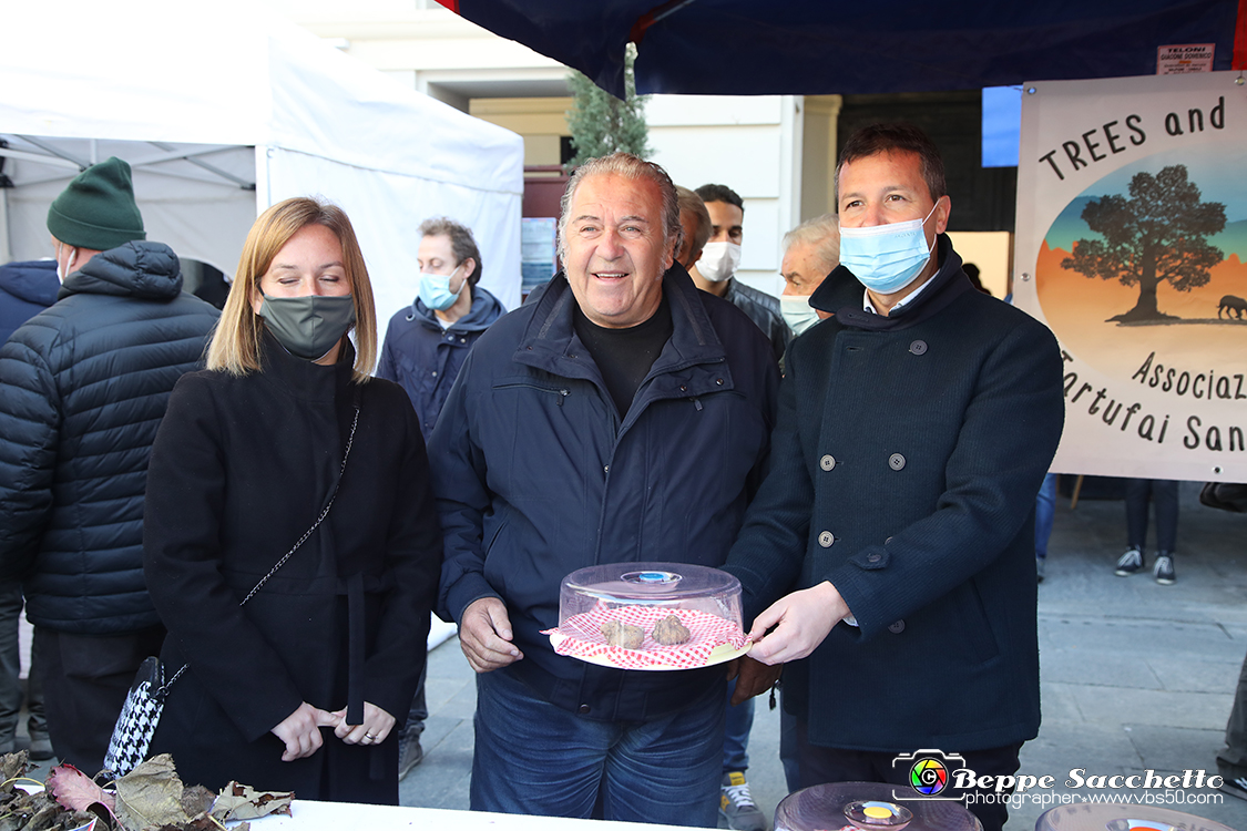 VBS_6003 - 10.ma Fiera Nazionale del Tartufo e Fiera dei Santi.jpg